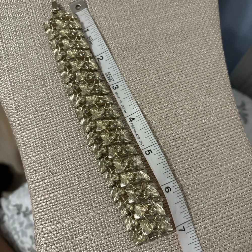Vintage Kramer bracelet for women, silver-plated with grape leaf design